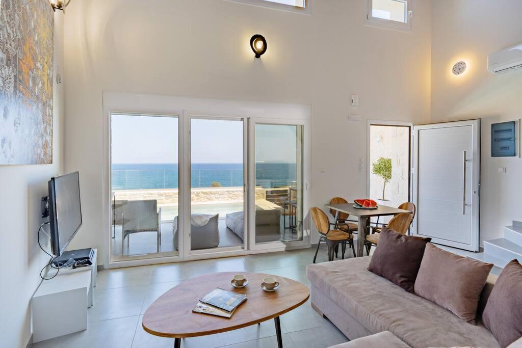 Sofia Suite, A Seafront Hideaway ! Pánormos Zewnętrze zdjęcie